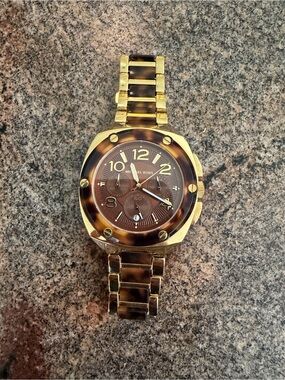 Michael Kors Gold and Tortoiseshell Brown Dial Chronograph Watch
